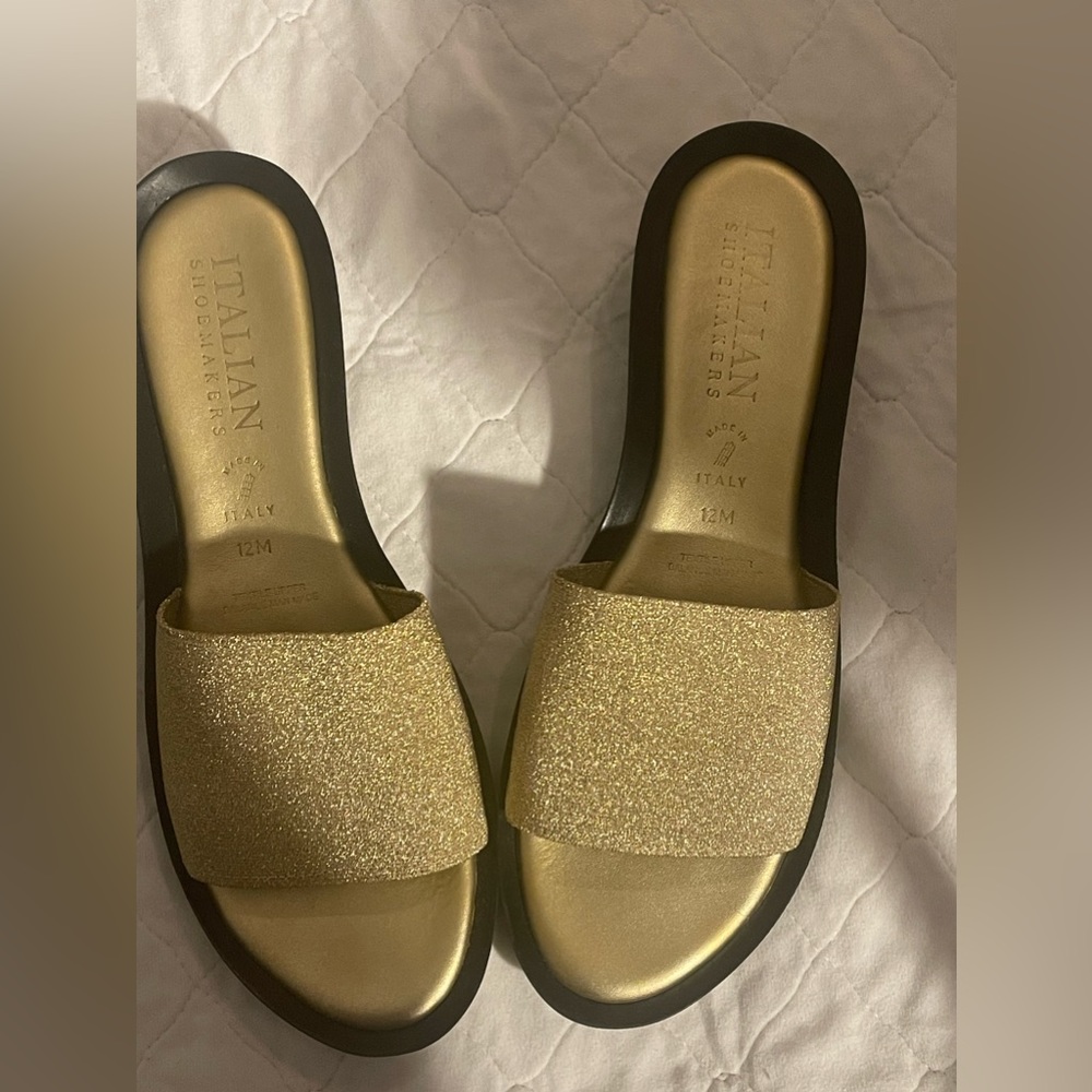 Women’s Vintage Italian Shoemaker Metallic Gold Sandal / Slides